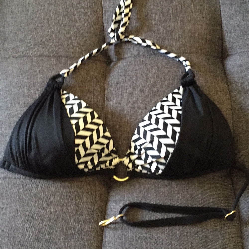 New w/o tags B Swim padded Bikini top Sz M